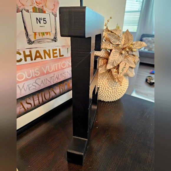 Black Wooden Letter E Decor - Picture 4 of 5